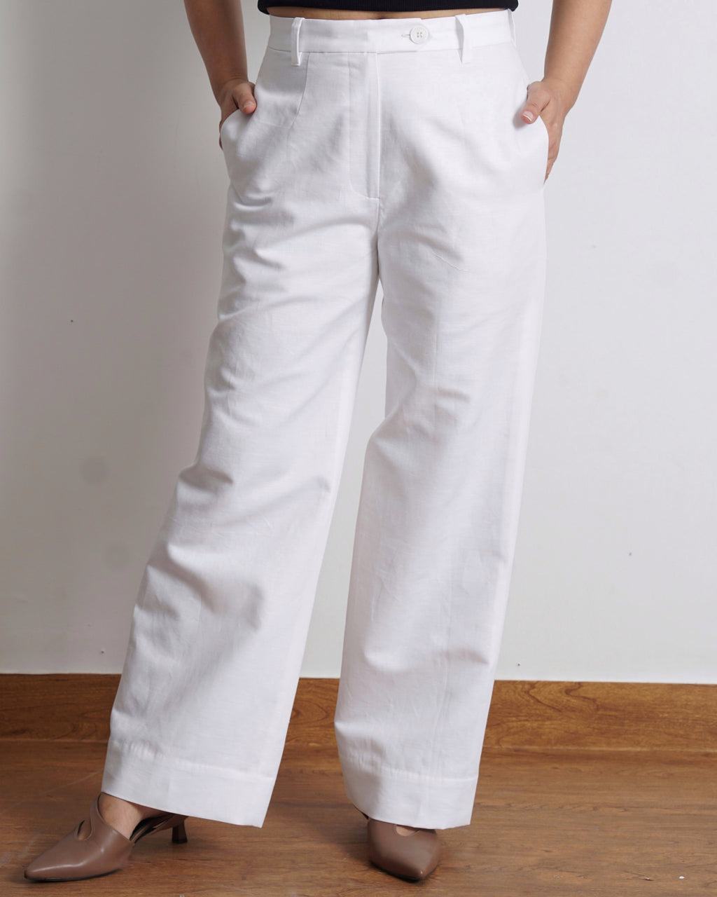 Relaxed Straight Trousers in White | Linen