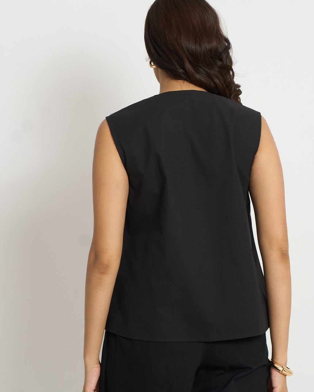 Notch Neck Relaxed Top in Black | 100% Cotton