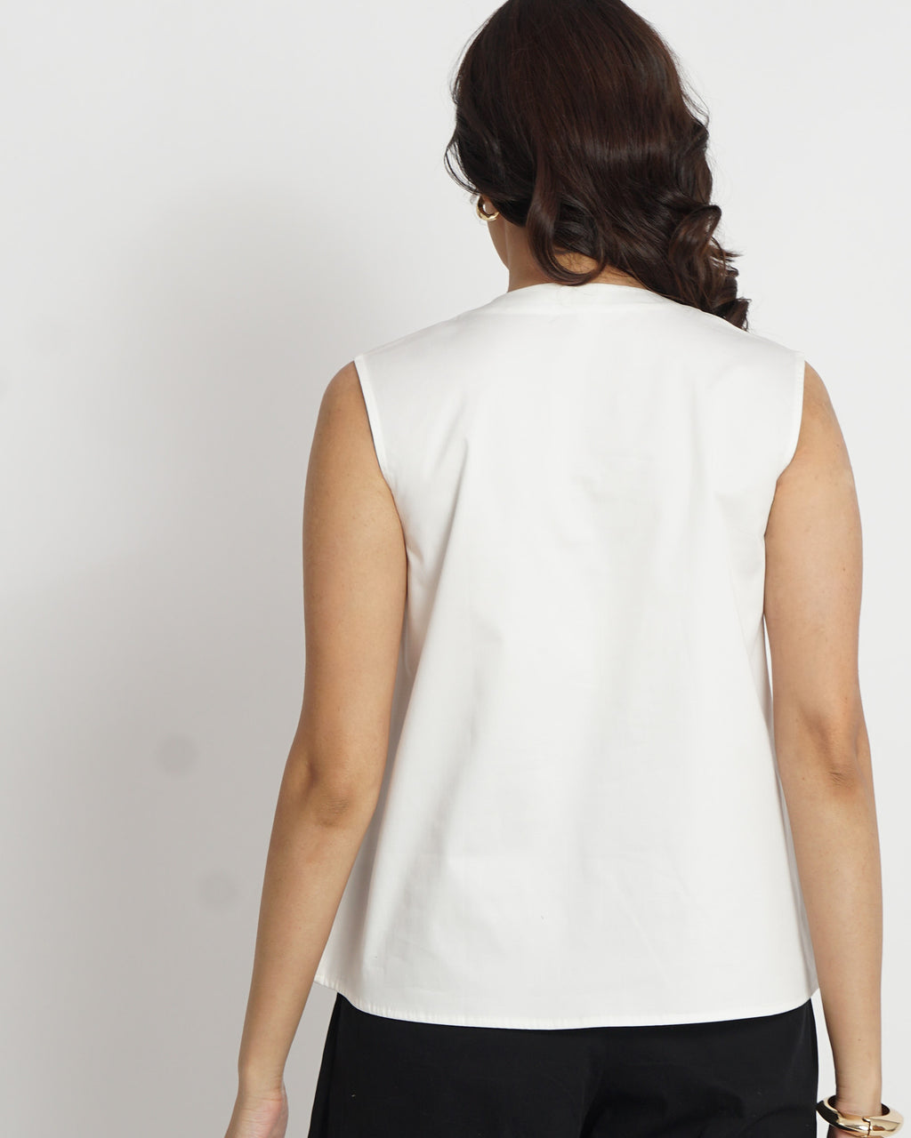 Notch Neck Relaxed Top in White | 100% Cotton